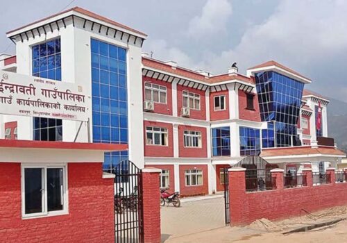 इन्द्रावती गाउँपालिका : २ हाकिम राखेर अध्यक्ष विदेश सयरमा